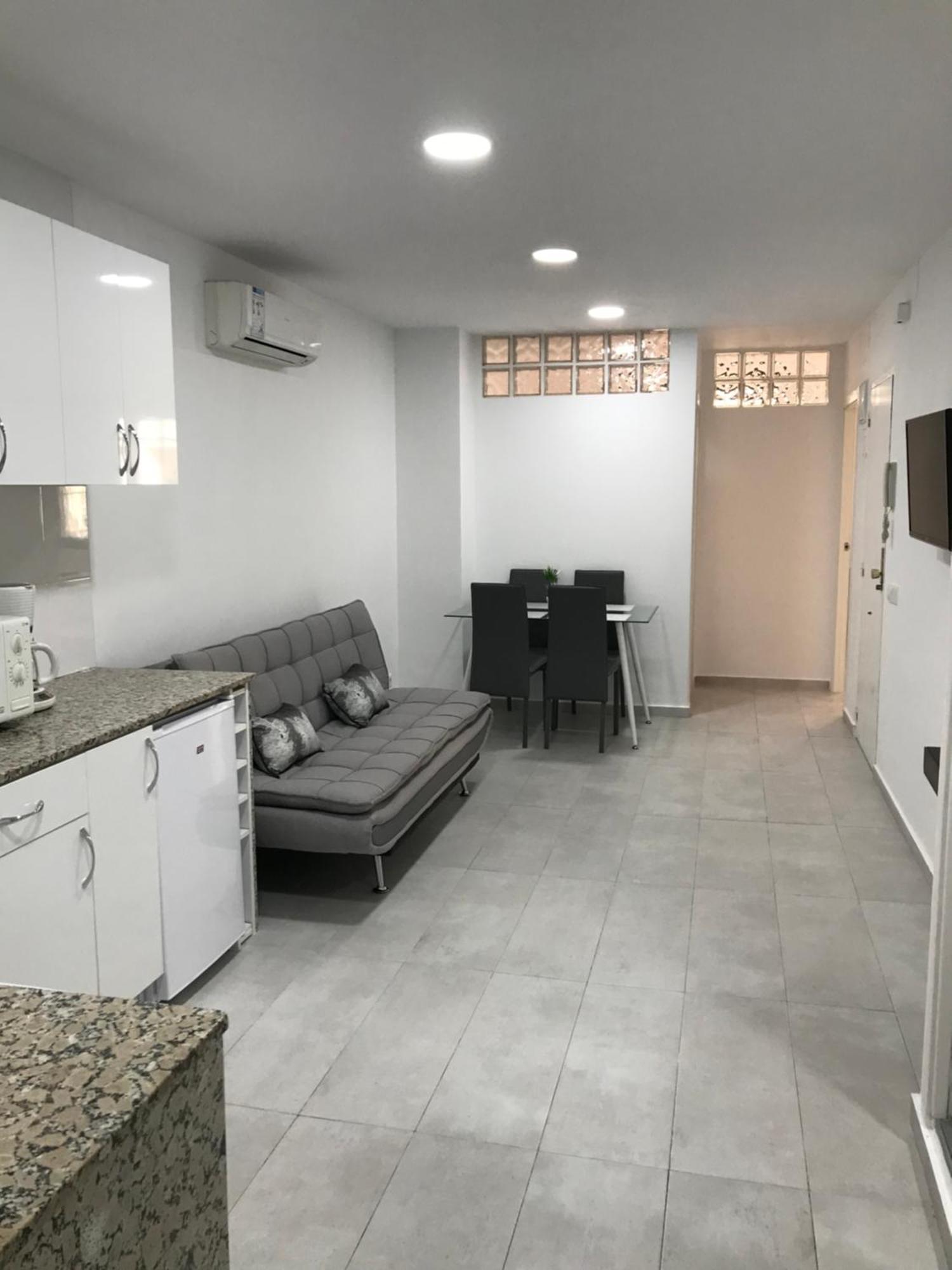 15 Rafael Altamira Apartmento 2 Minutes From Sea 阿利坎特 外观 照片